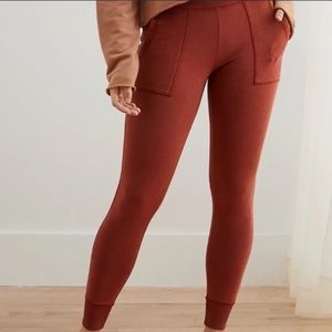 Aerie Chill Play Move Rust Color Ribbed Jogger Leggings